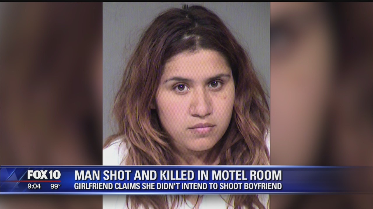 Woman accused of killing boyfriend in motel room