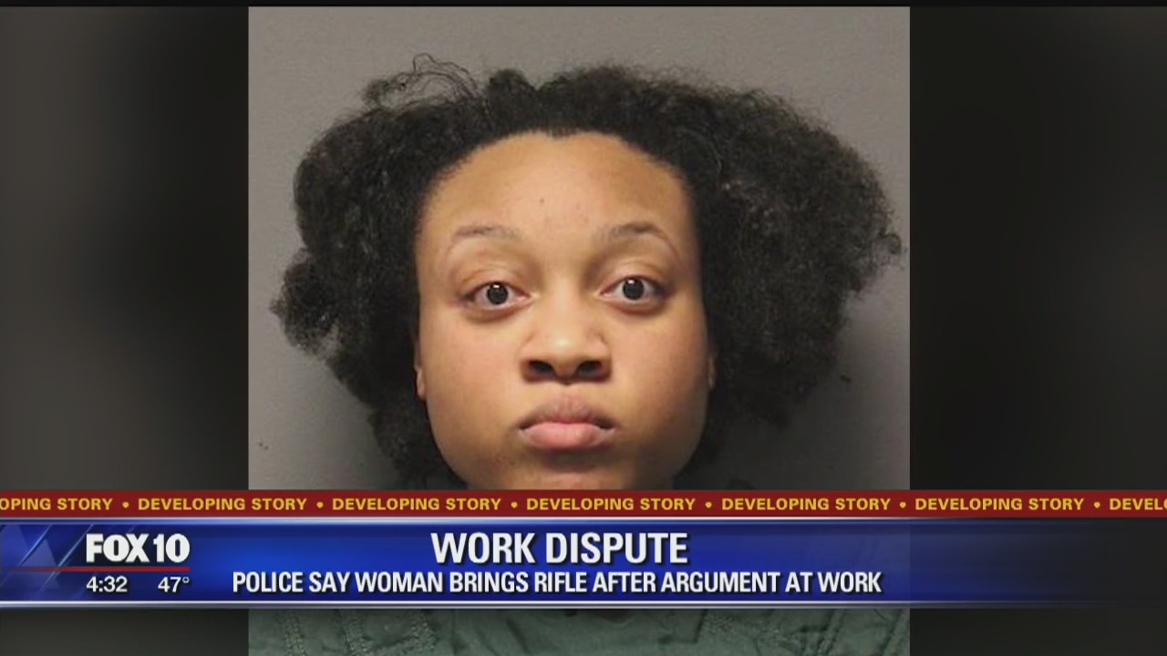 Prescott woman with rifle accused of threatening co-workers