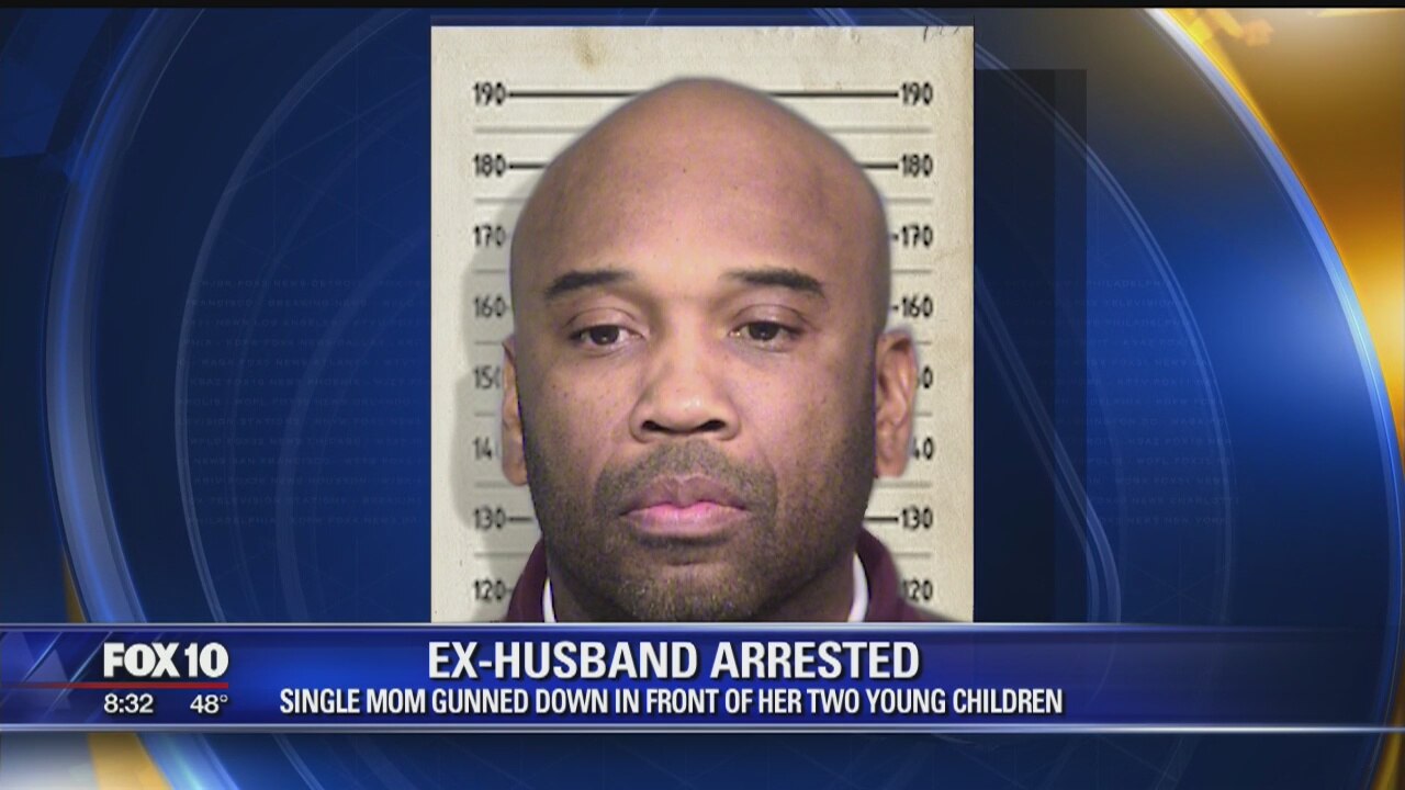 Ex-husband arrested in murder of woman in Phoenix parking lot