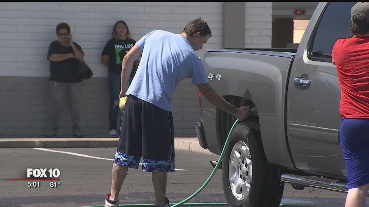 Family and friends host car wash for Landen Lavarnia