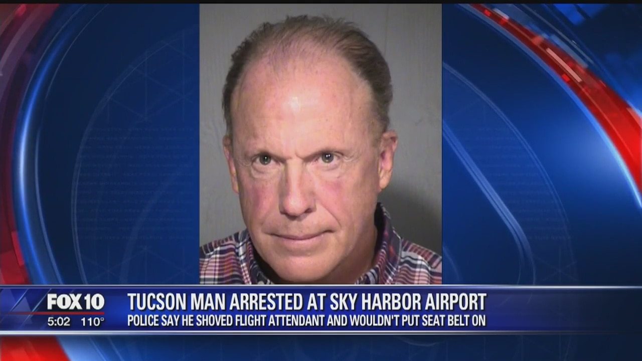 Tucson man arrested following plane incident at Phoenix Sky Harbor Airport