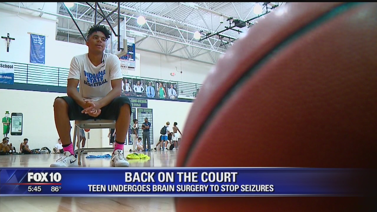 Phoenix teen back on the basketball court, following brain surgery to treat seizure