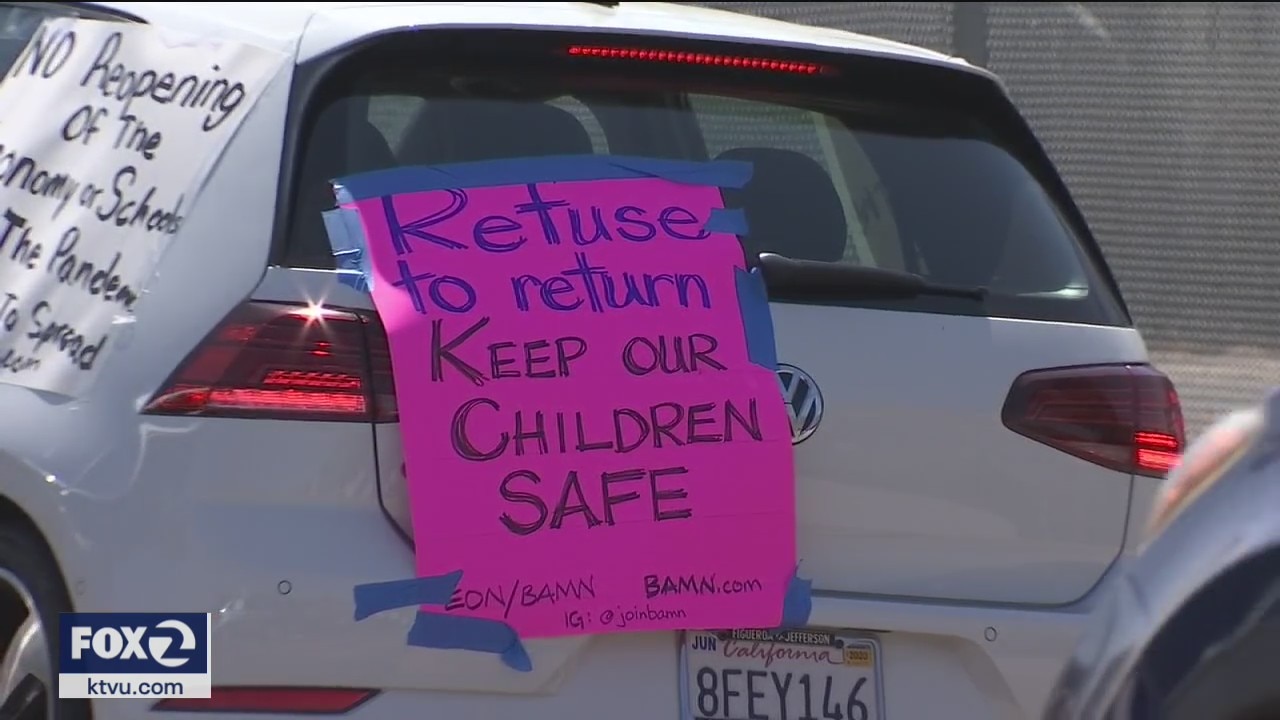 Group protests to keep Oakland schools closed and children safe