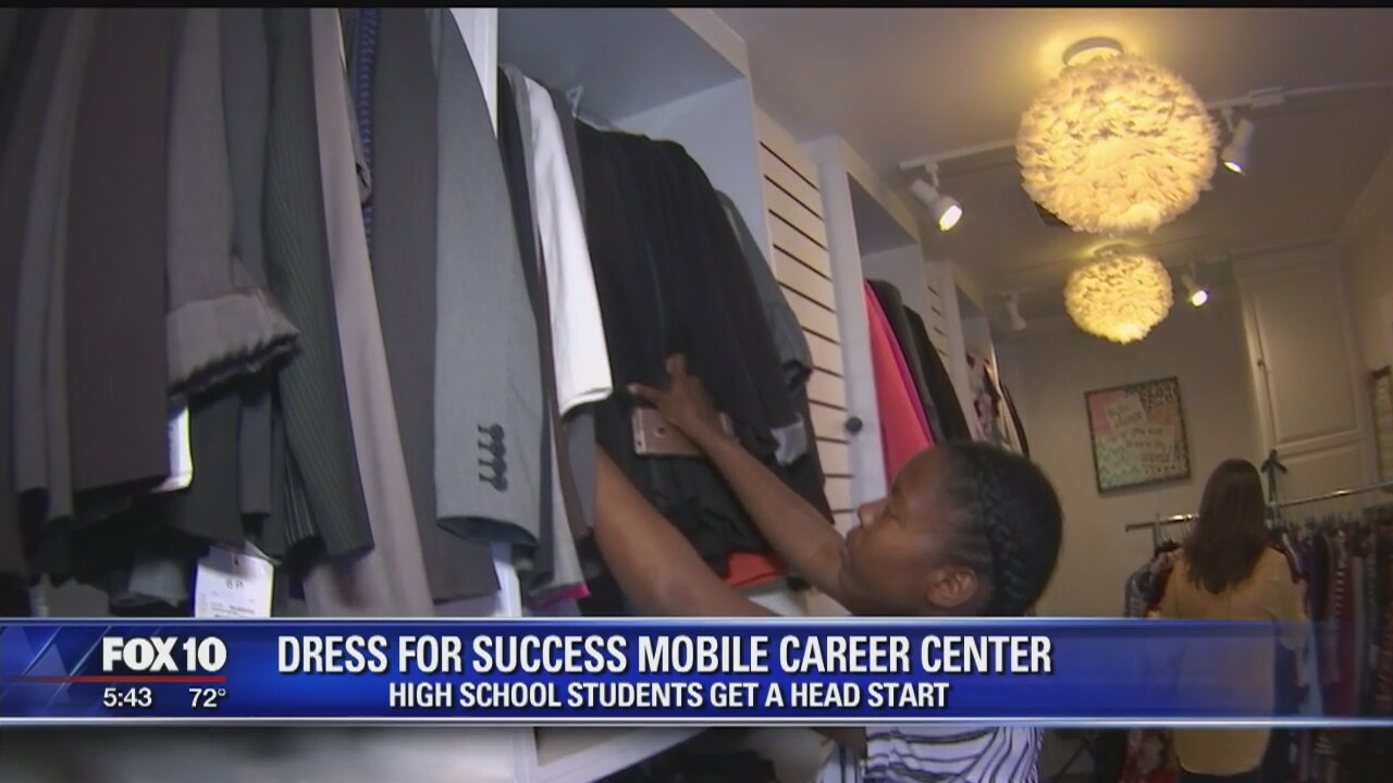 Dress for Success brings its mobile career center to Valley schools