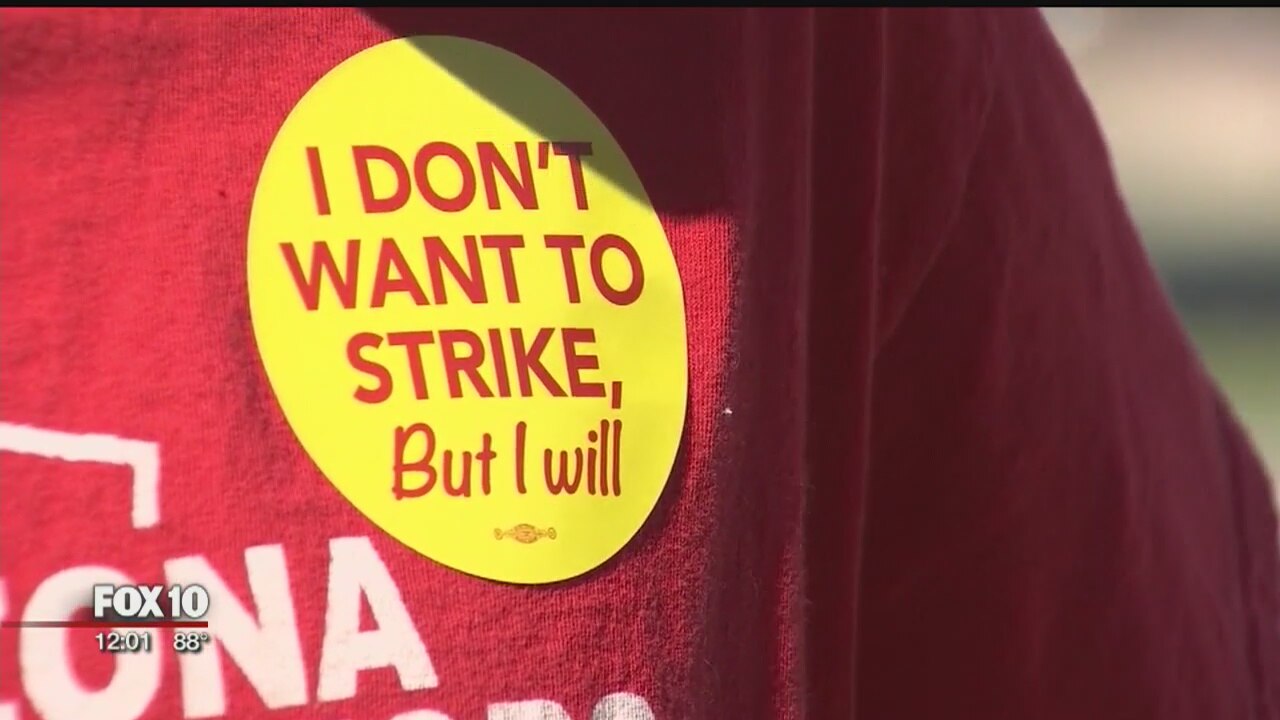 Arizona teachers protest in lead-up to Thursday walkout