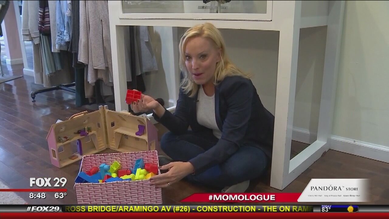 Momologue: Business owners occupying kids with toys give parents more time