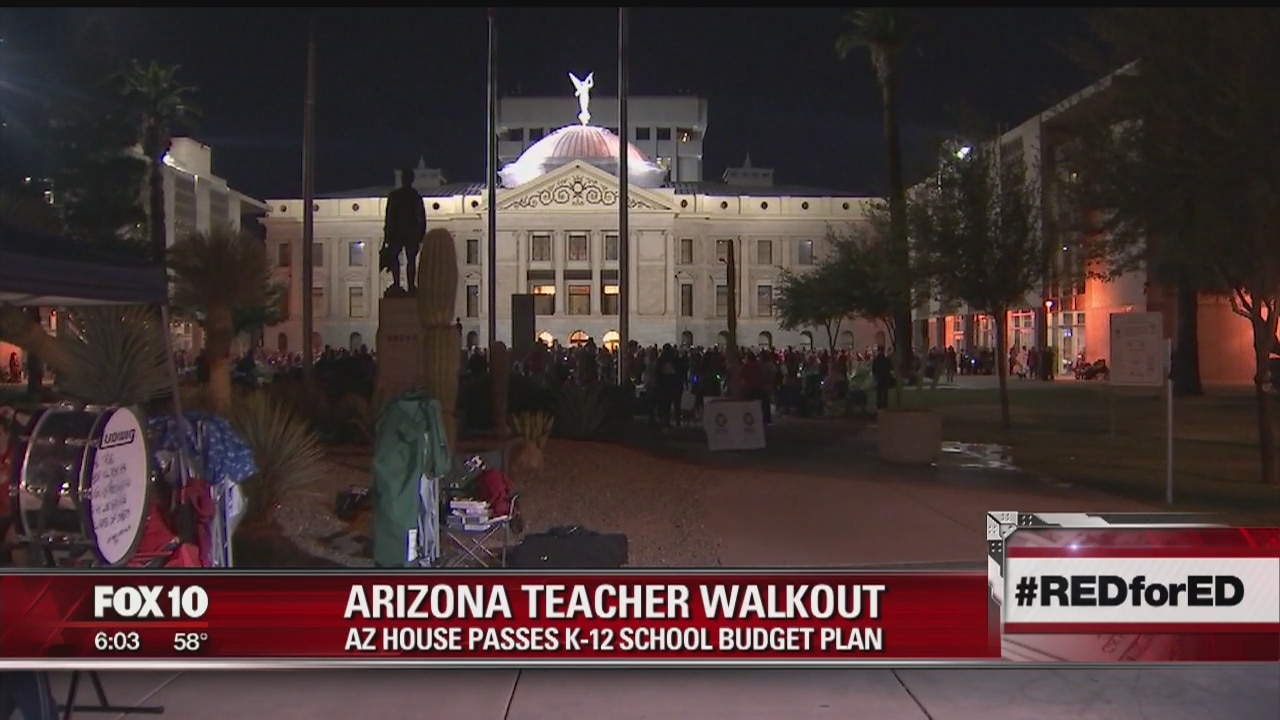 Gov. Ducey signs bill that gives Arizona teachers a raise