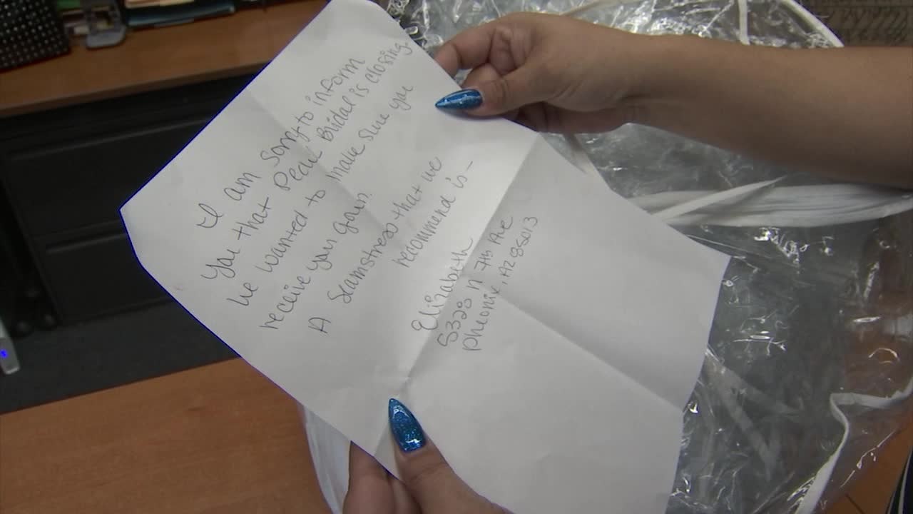 Brides left in panic as Valley bridal shop closes its doors