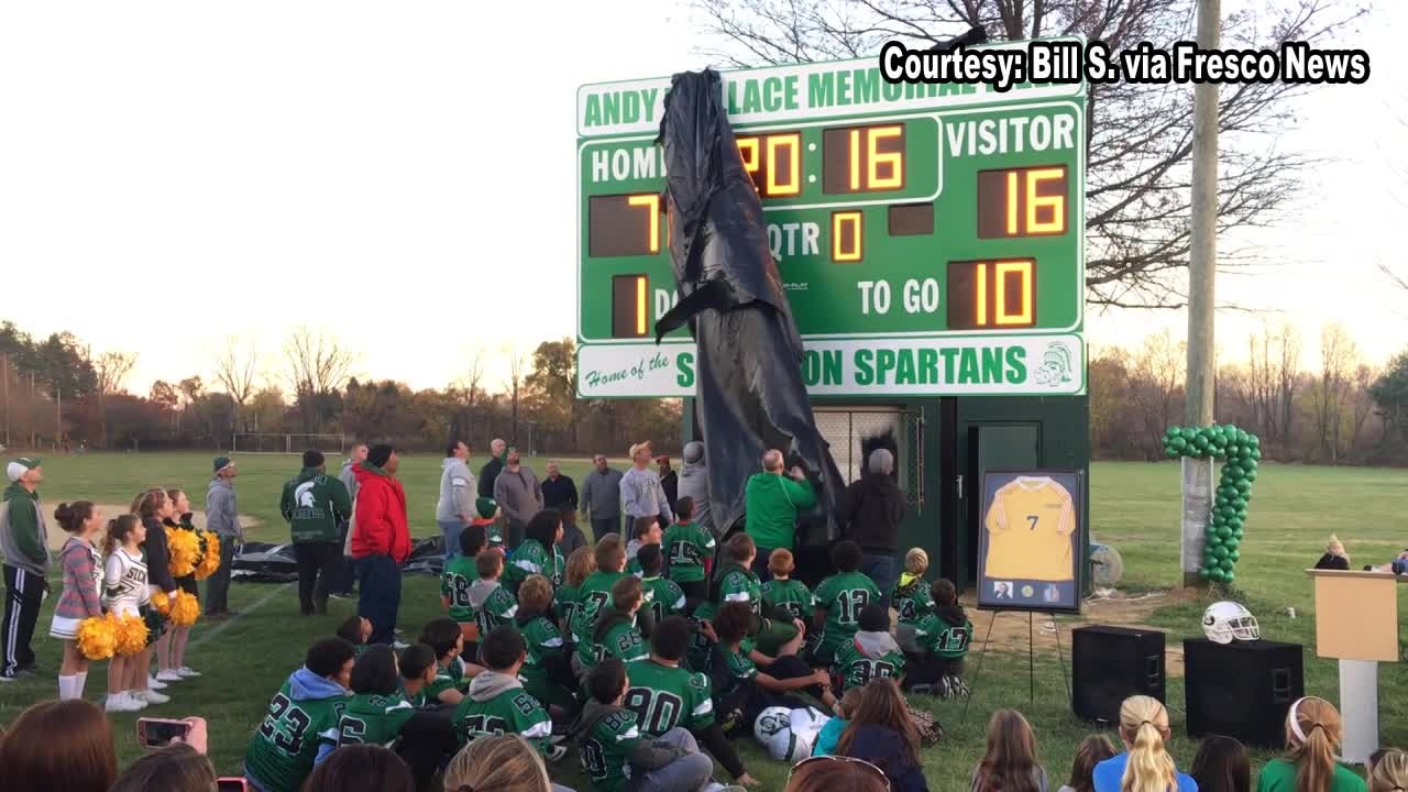 Somerton Youth Organization receives new scoreboard