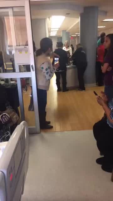Texas man fights cancer long enough to marry fiancee