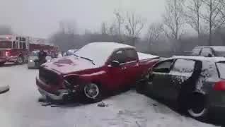 Snow blamed for 20-vehicle Connecticut highway crash