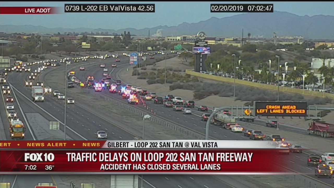 Phoenix police motorcycle officer injured in crash