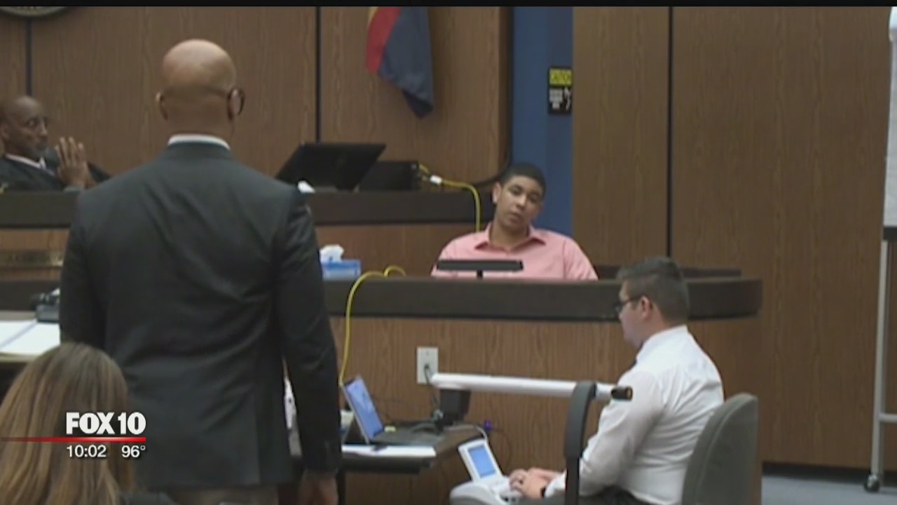 Fire captain murder suspect takes stand in court