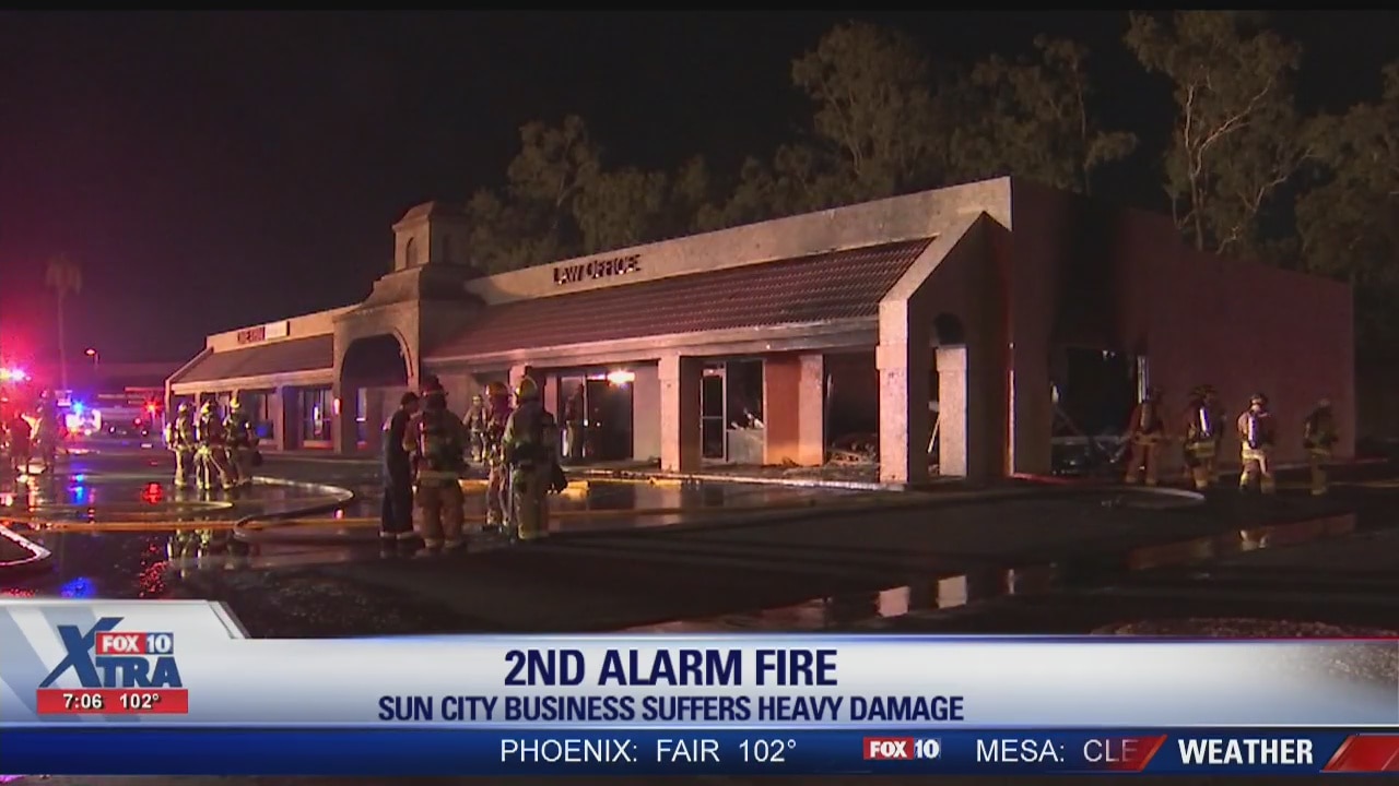 Fire breaks out at West Valley strip mall
