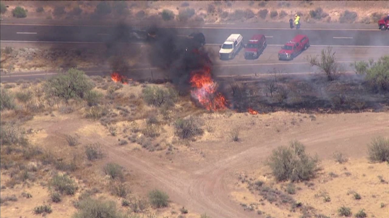 Brush fire results in homes being evacuated north of the Valley