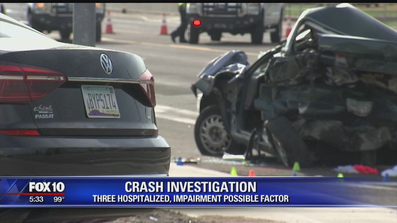 3 hospitalized following possible wrong-way crash in Peoria