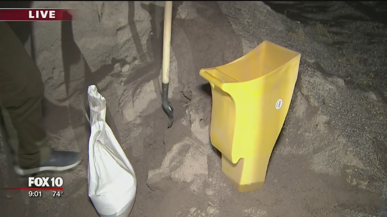 Valley prepares for rain, Daisy Mountain Fire providing sandbags