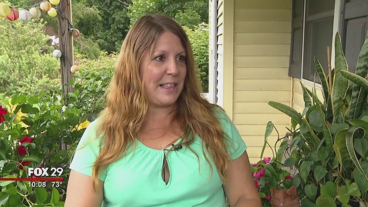 Woman strangles rabid fox attacking her in Pittsgrove