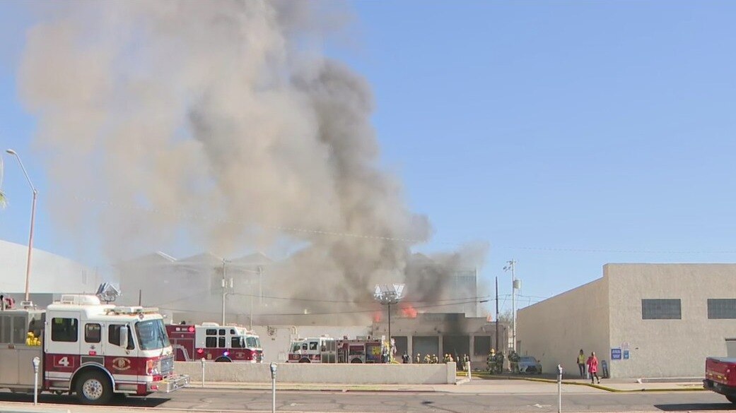 Crews battling structure fire in Downtown Phoenix