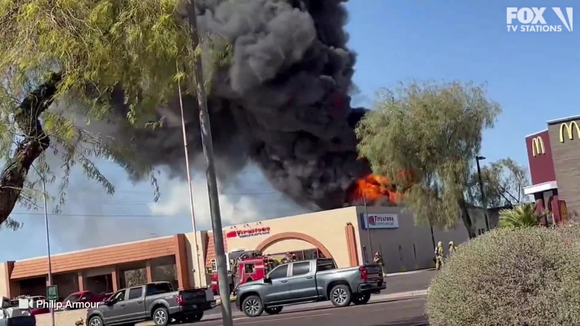 North Phoenix auto shop fire