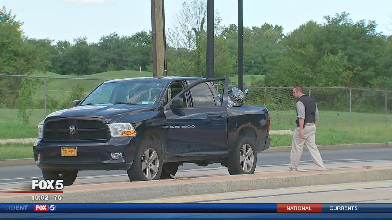 Woman riding in pickup truck shot during attempted robbery in DC