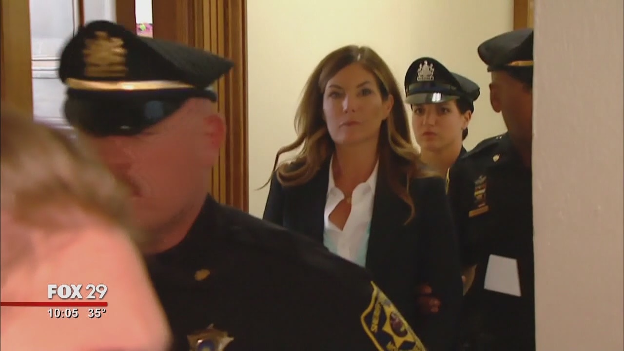 Judge denies delay in jail sentence for ex-attorney general Kane