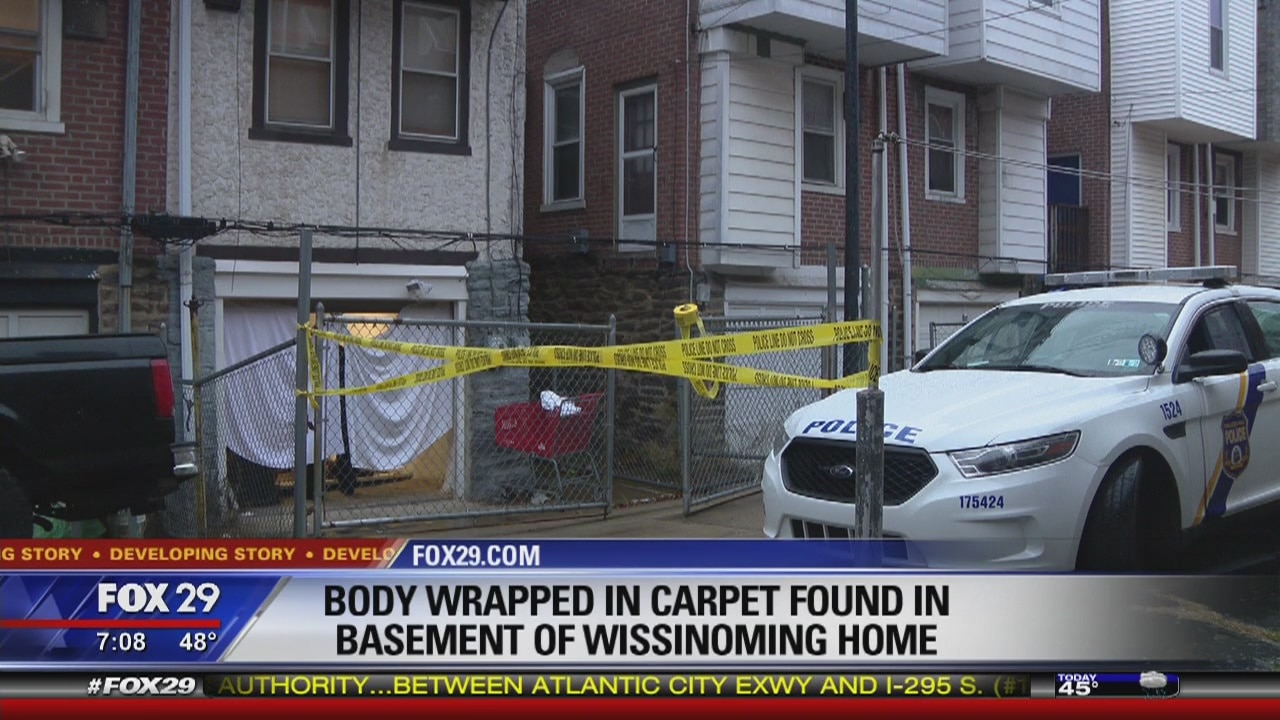 4 bodies found in blankets, carpet inside 2 North Philadelphia homes