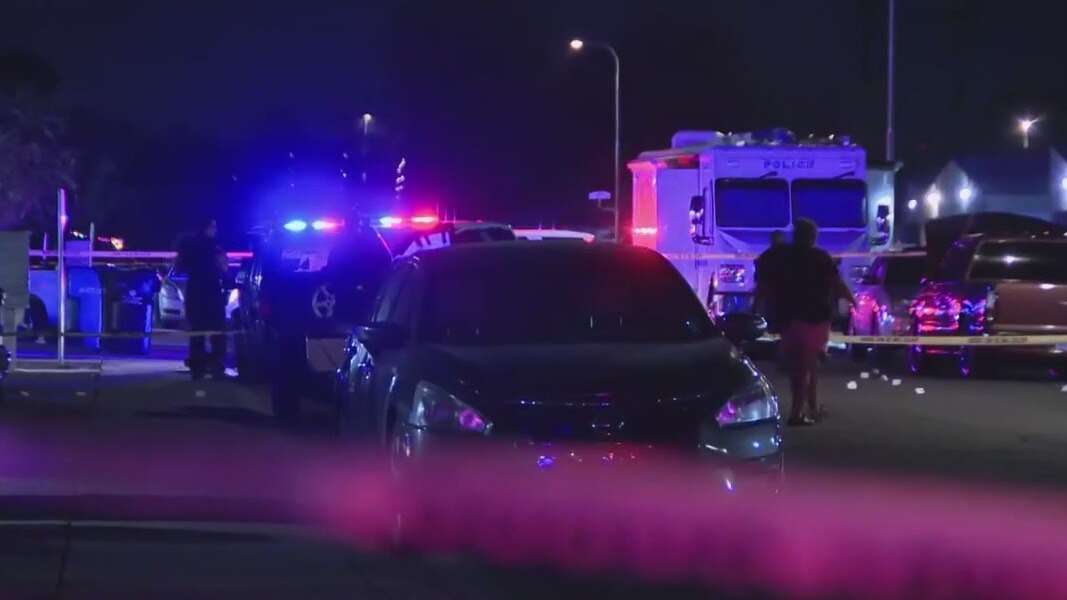 2 dead after shooting in Phoenix | FOX 10 Phoenix
