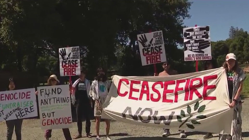 Ceasefire activists in Portola Valley
