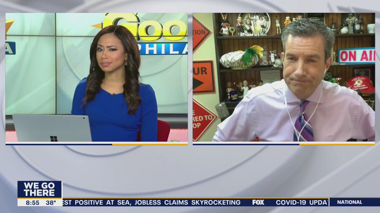 Bob Kelly answers viewer questions during the traffic report
