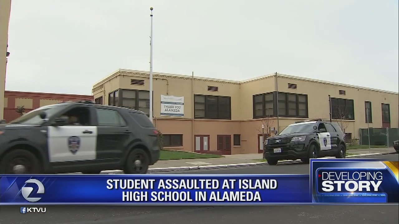 Suspect cuts Alameda high school student with knife, police say