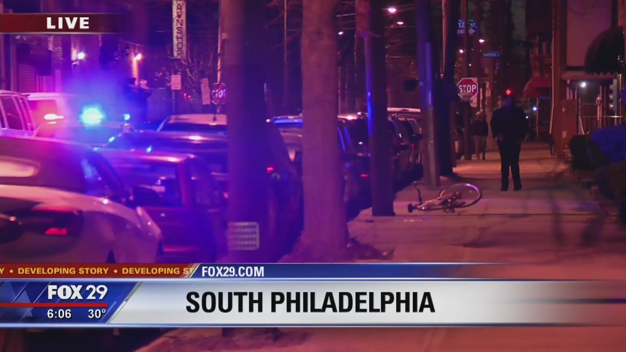 Shots fired as police arrest 2 robbery suspects, seek third