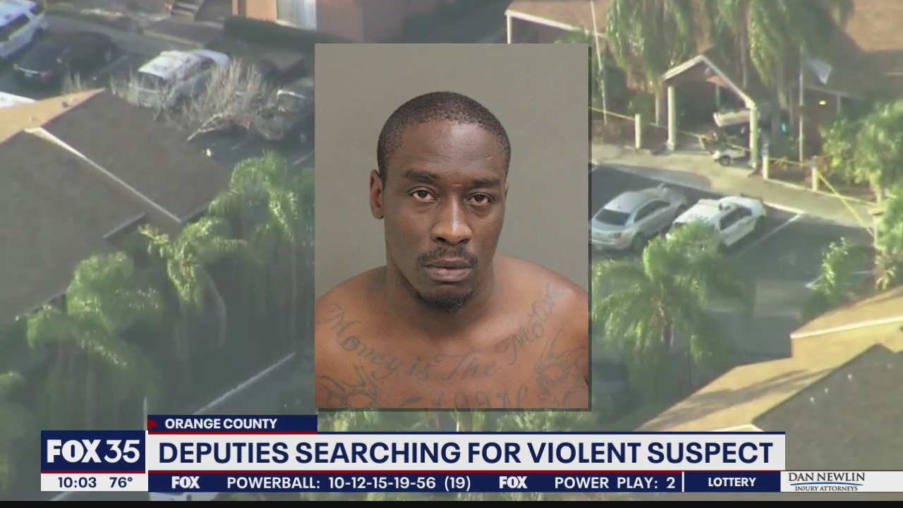 Deputies search for 'dangerous' suspect