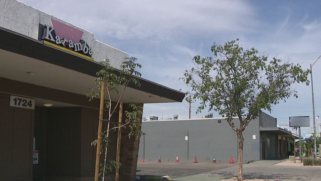 Woman shot dead by stray gunfire while ordering from food truck outside Phoenix nightclub