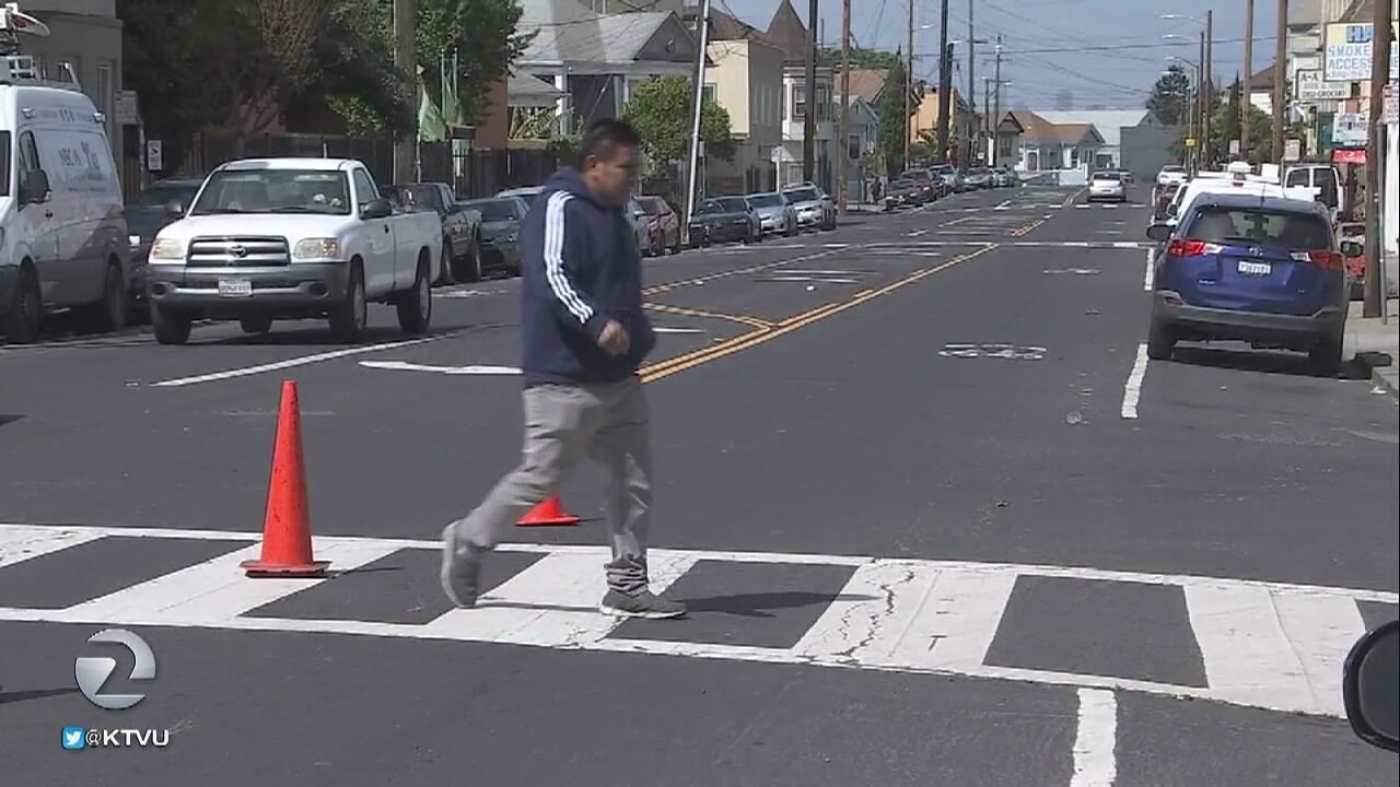 'It's a death trap:' Oakland residents want stop sign at intersection where mother, son killed