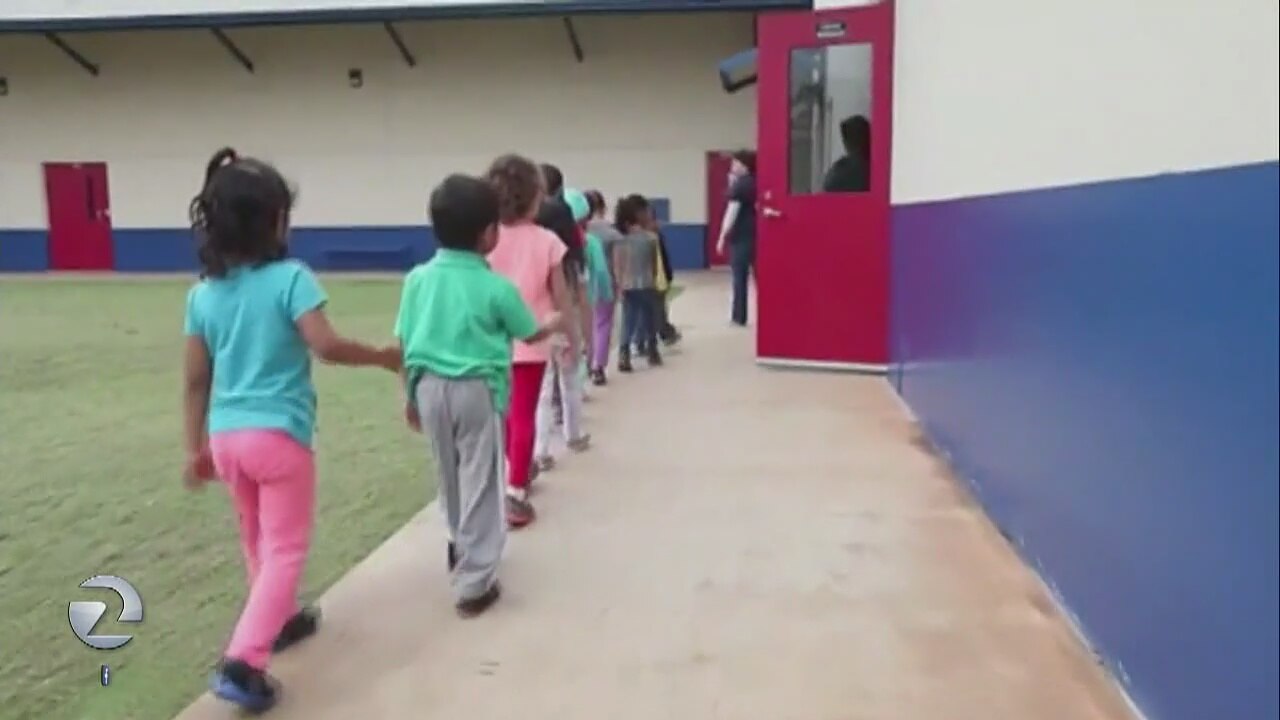 DHS: About 2,000 minors separated from families