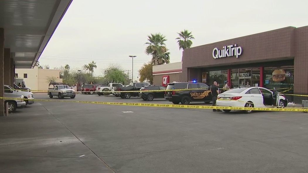 Woman injured, hit by driver in parking lot of Youngtown QuikTrip