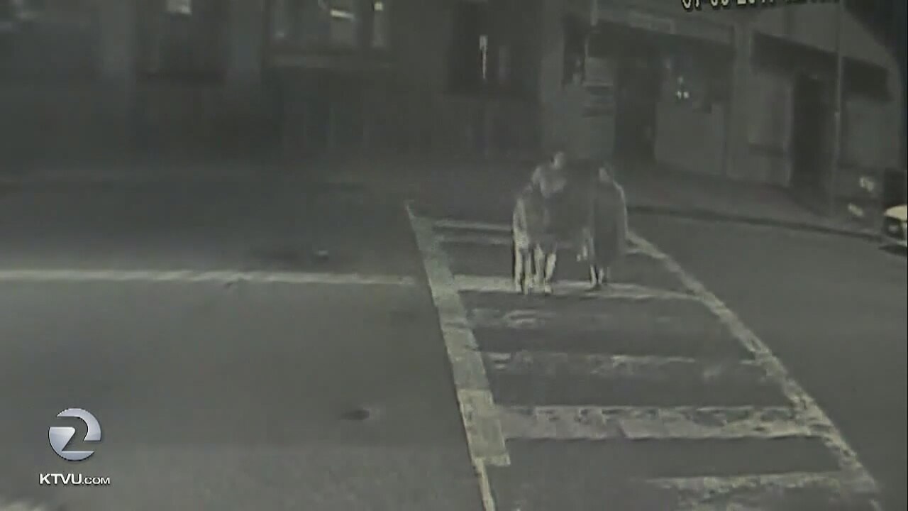 3 pedestrians survive being struck in Oakland crosswalk