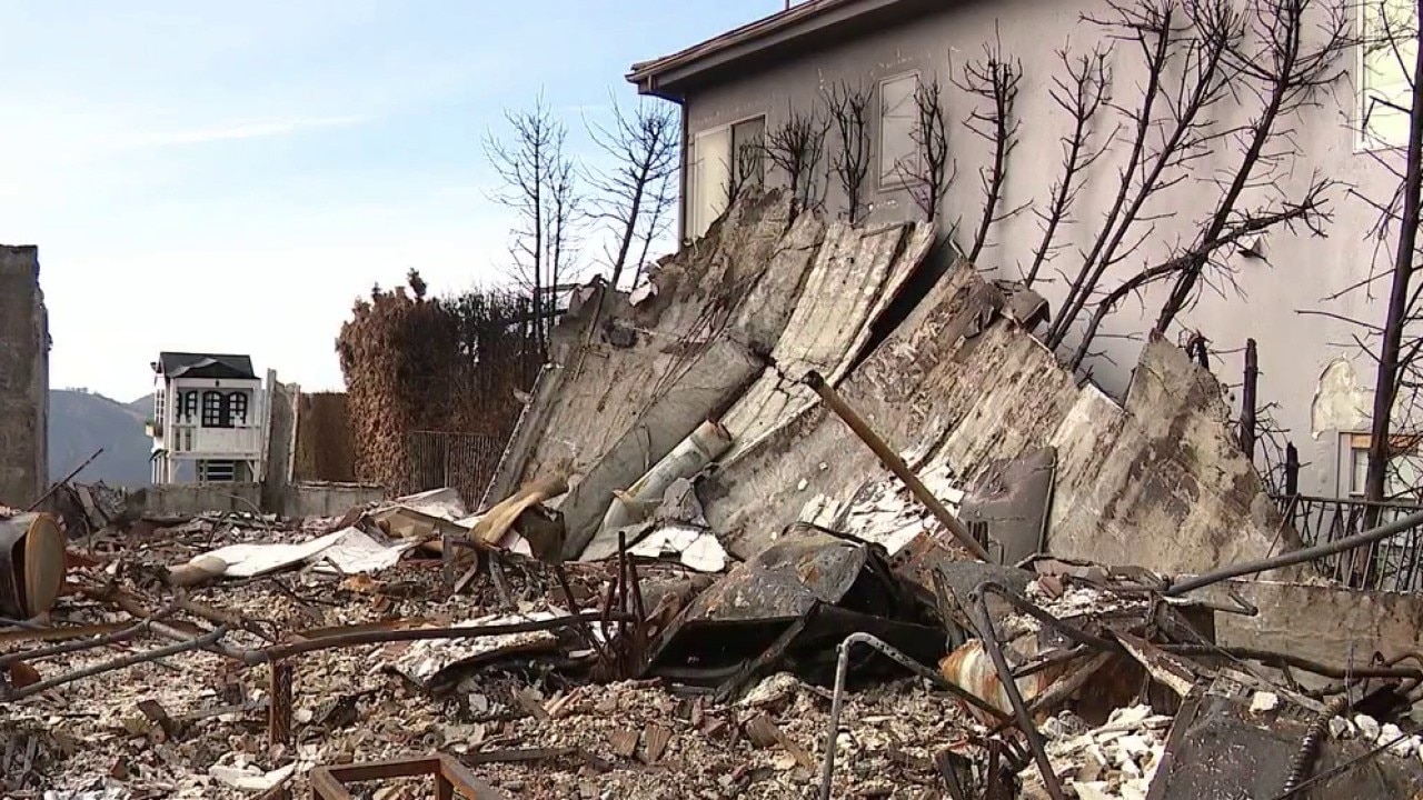 6 charged with operating as illegal contractors in Palisades Fire zone