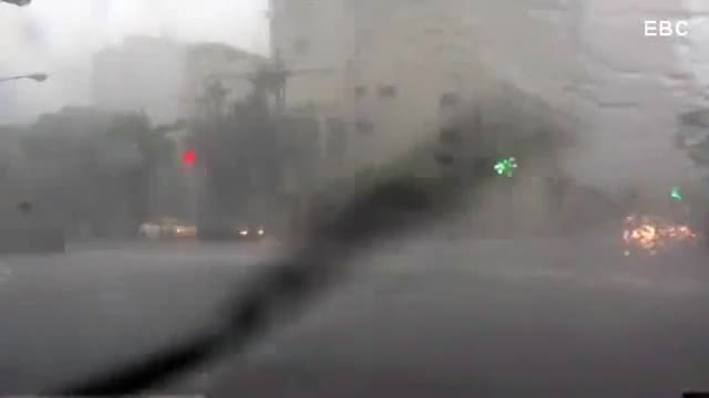 Typhoon Meranti hits Taiwan