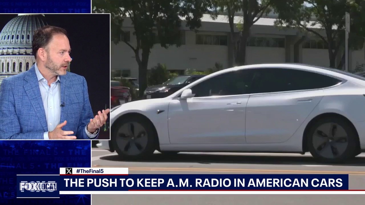 Broadcasters make bipartisan push to keep AM radio in new cars