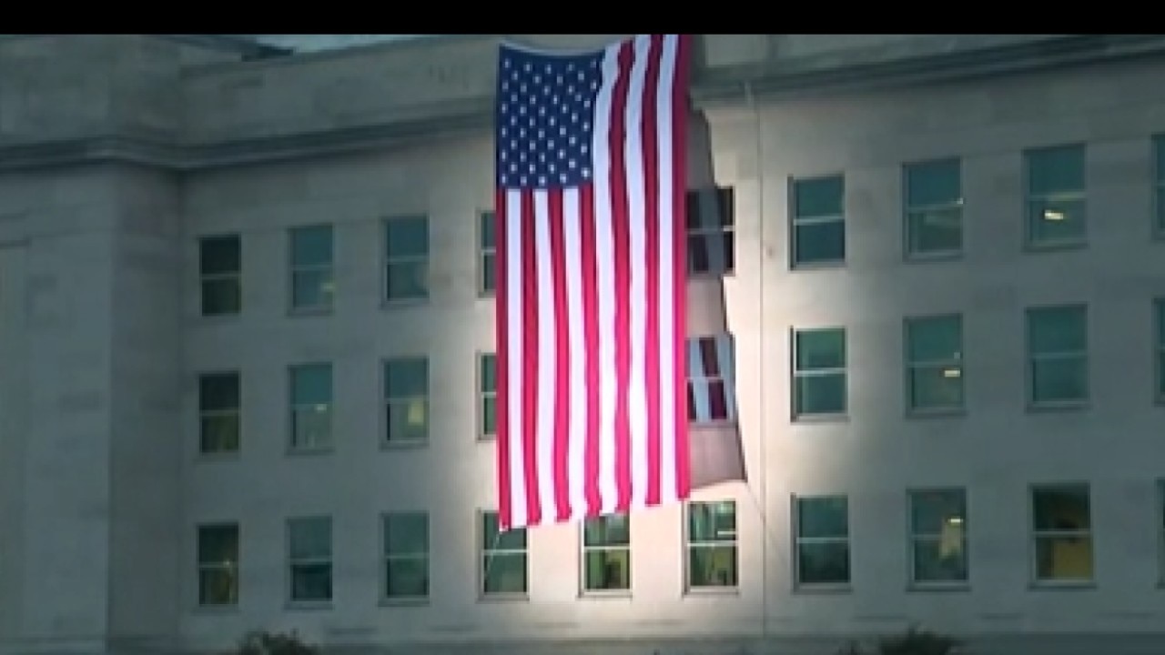 World Trade Center steel beam arrives at Home Depot HQ