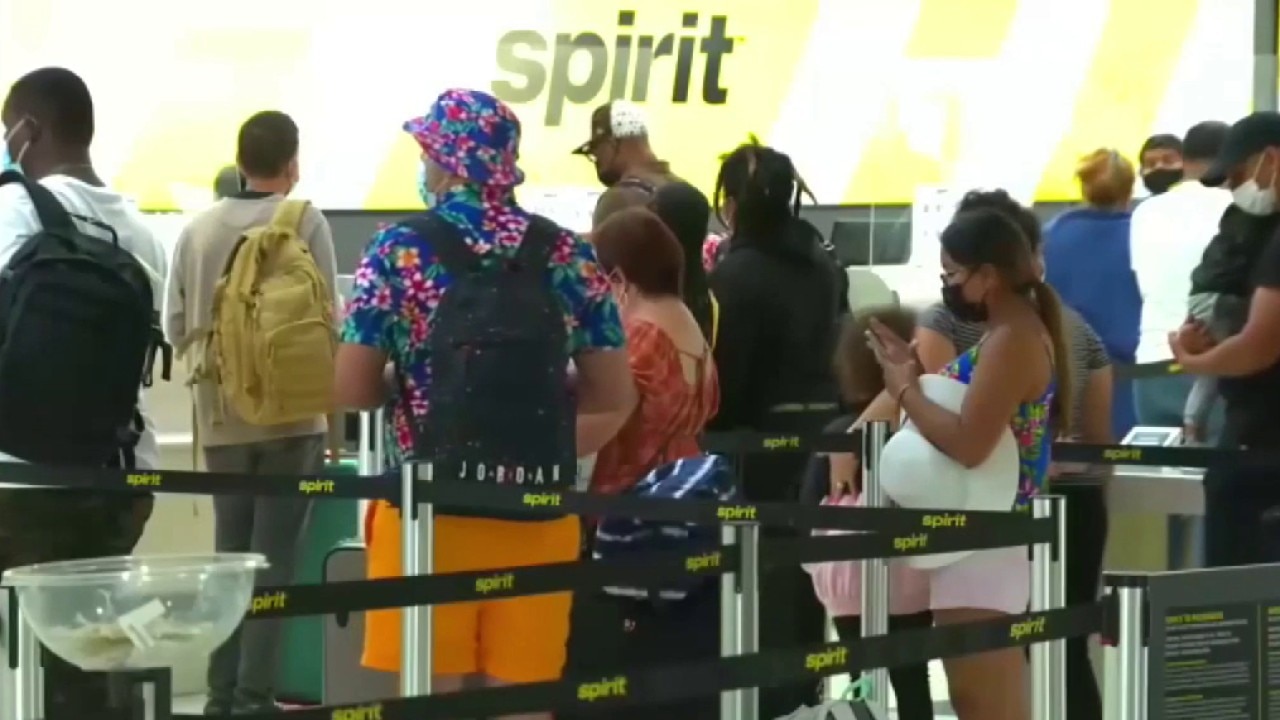 Spirit Airlines prepares to shut down