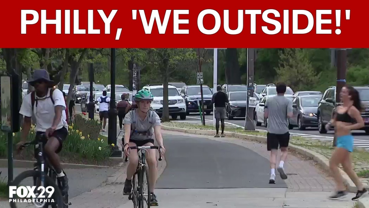 Philadelphia residents flock outside during April heat wave