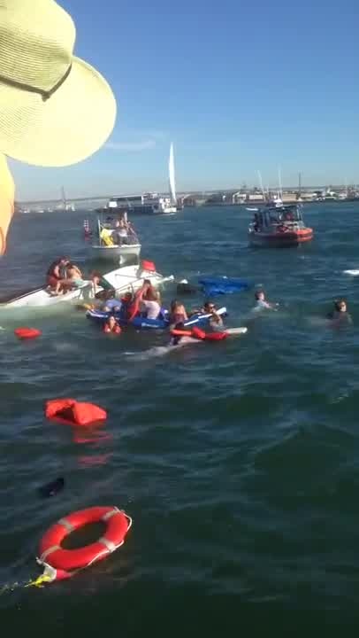 Boat Capsizes in San Francisco