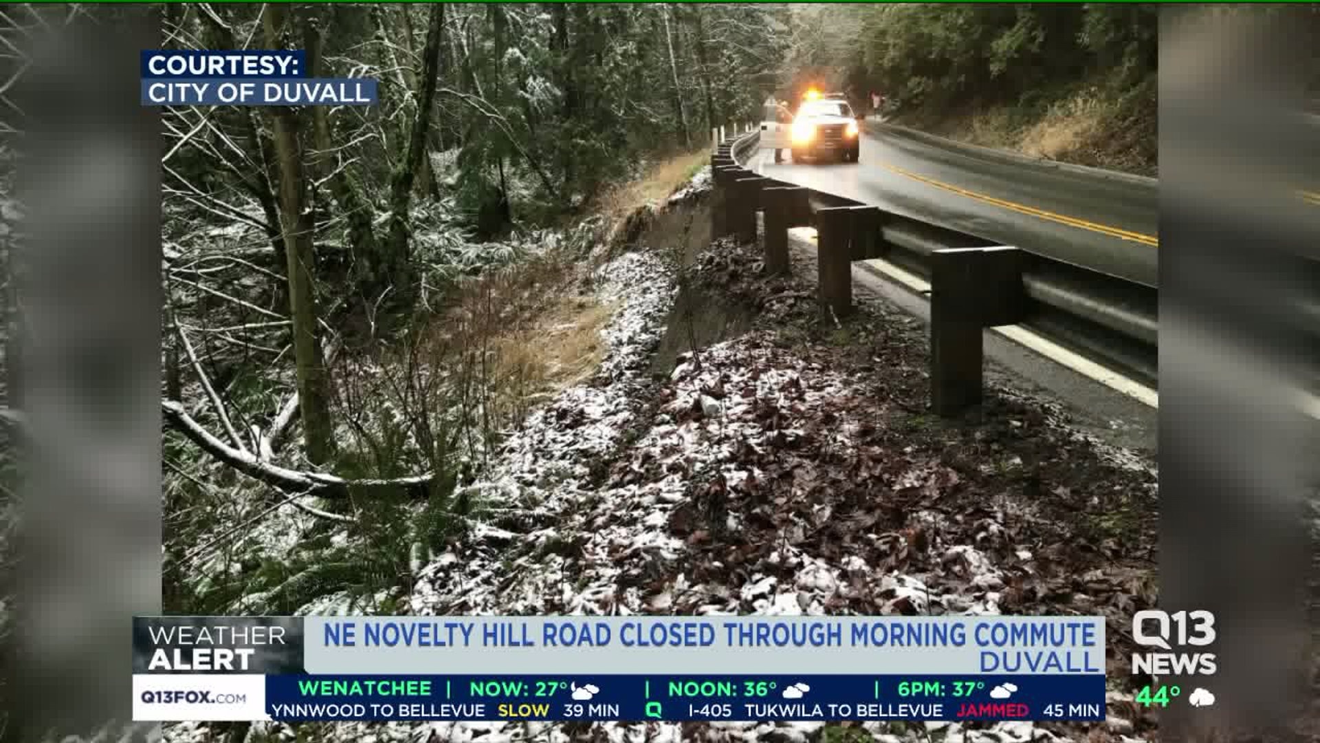 Landslide closes road in Duvall, Washington