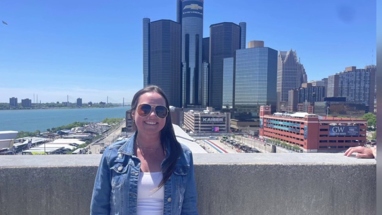 Metro Detroit woman hit by speed boat on Pontiac Lake
