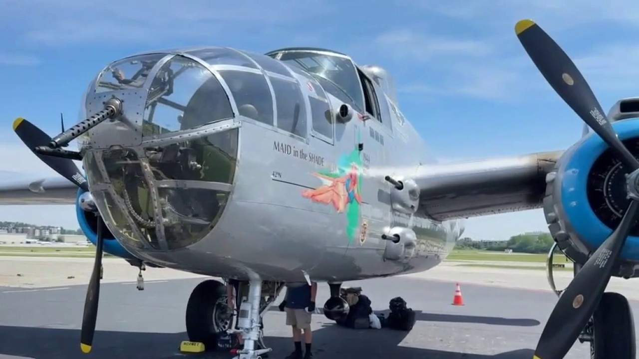 WWII aviation icons land in Peachtree City 