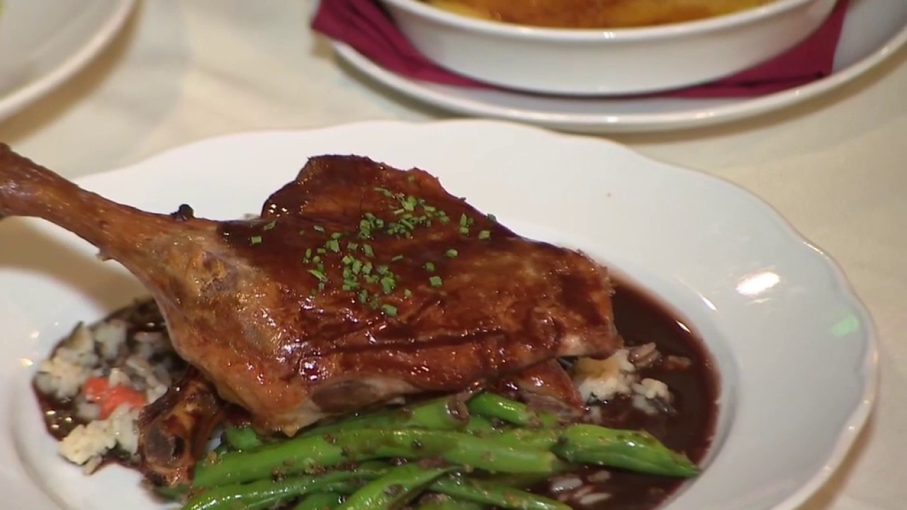 Red Circle Inn opened in 1848; take a tour inside this iconic property