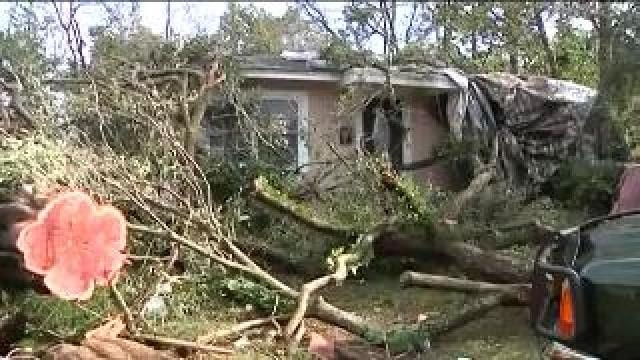 Storms cause travel headaches